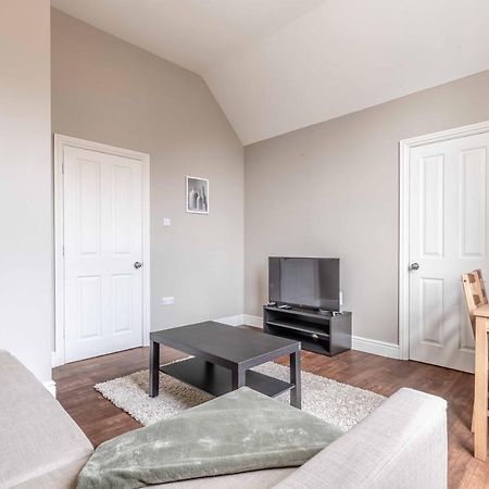 Cosy Central Windsor Apartment & Free Parking! Exteriör bild