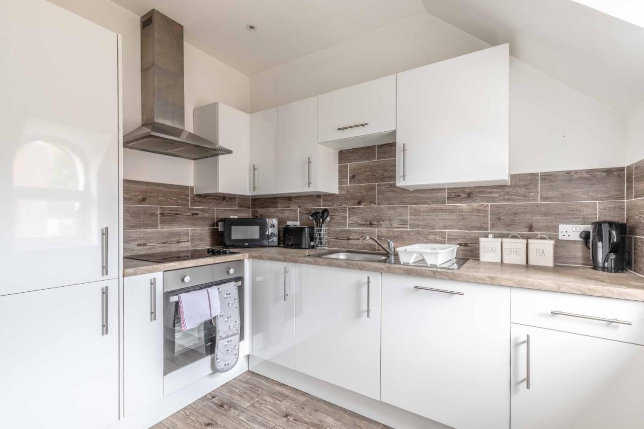 Cosy Central Windsor Apartment & Free Parking! Exteriör bild